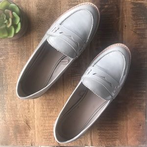 💚 2/$30 💚 Zara Grey Patent Leather Penny Loafers - Size 7.5 (38)